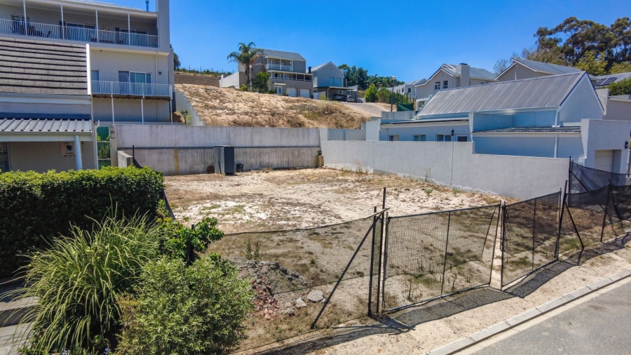 0 Bedroom Property for Sale in Berg En Dal Western Cape